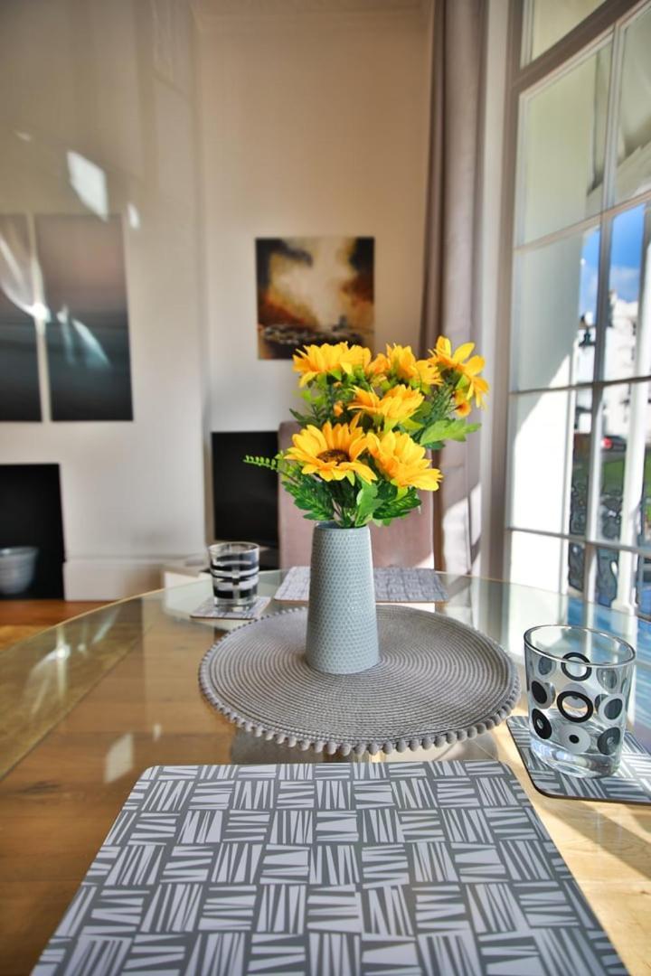 40B Wellington Suites Hastings Esterno foto