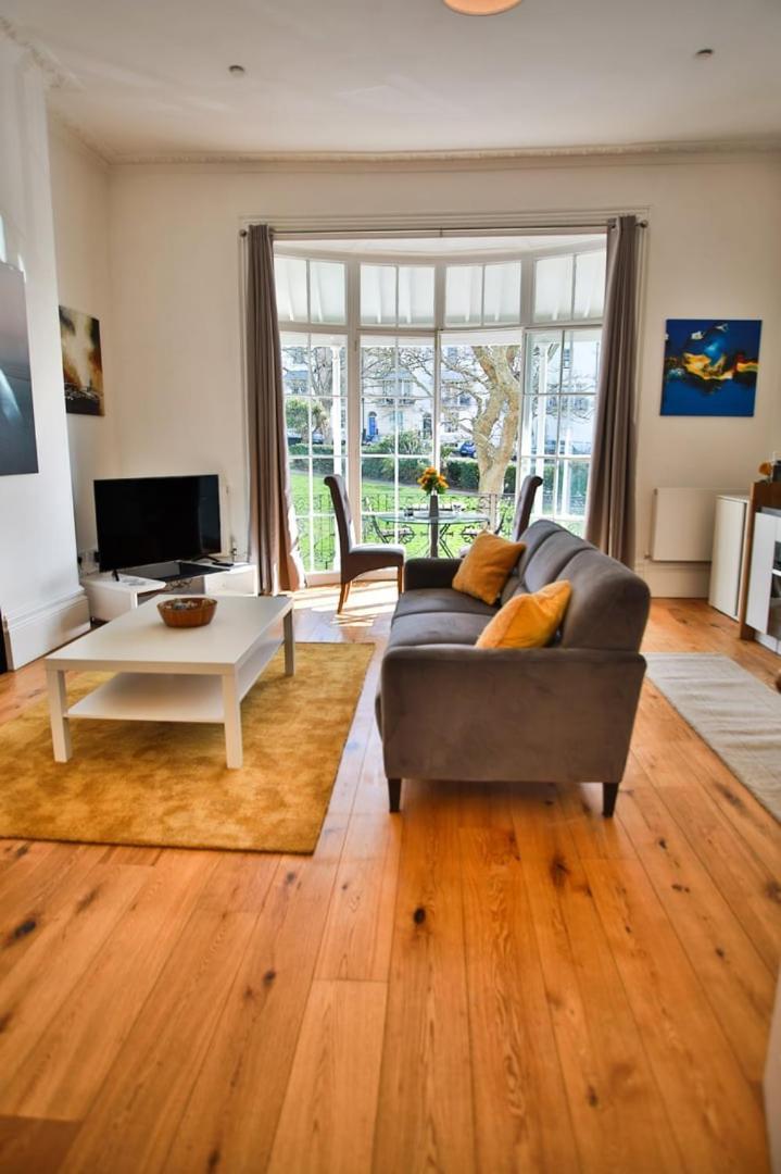 40B Wellington Suites Hastings Esterno foto